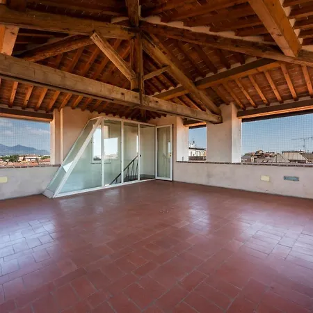 公寓 Nella Torre Del Poschi Penthouse With Roof Terrace