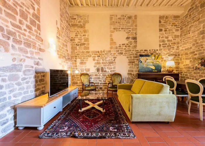 公寓 Nella Torre Del Poschi Penthouse With Roof Terrace *