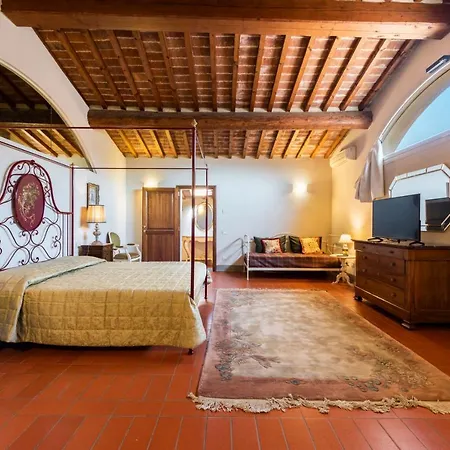 Nella Torre Del Poschi Penthouse With Roof Terrace